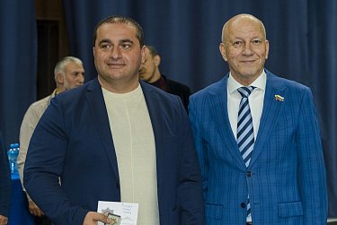 Спортсмены разыграли награды на коврах «Олимпийского»